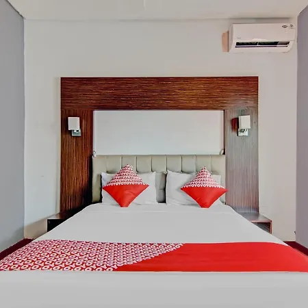 Hotel O Near Rsud Arifin Achmad Formerly Damon Butik Hotel-3